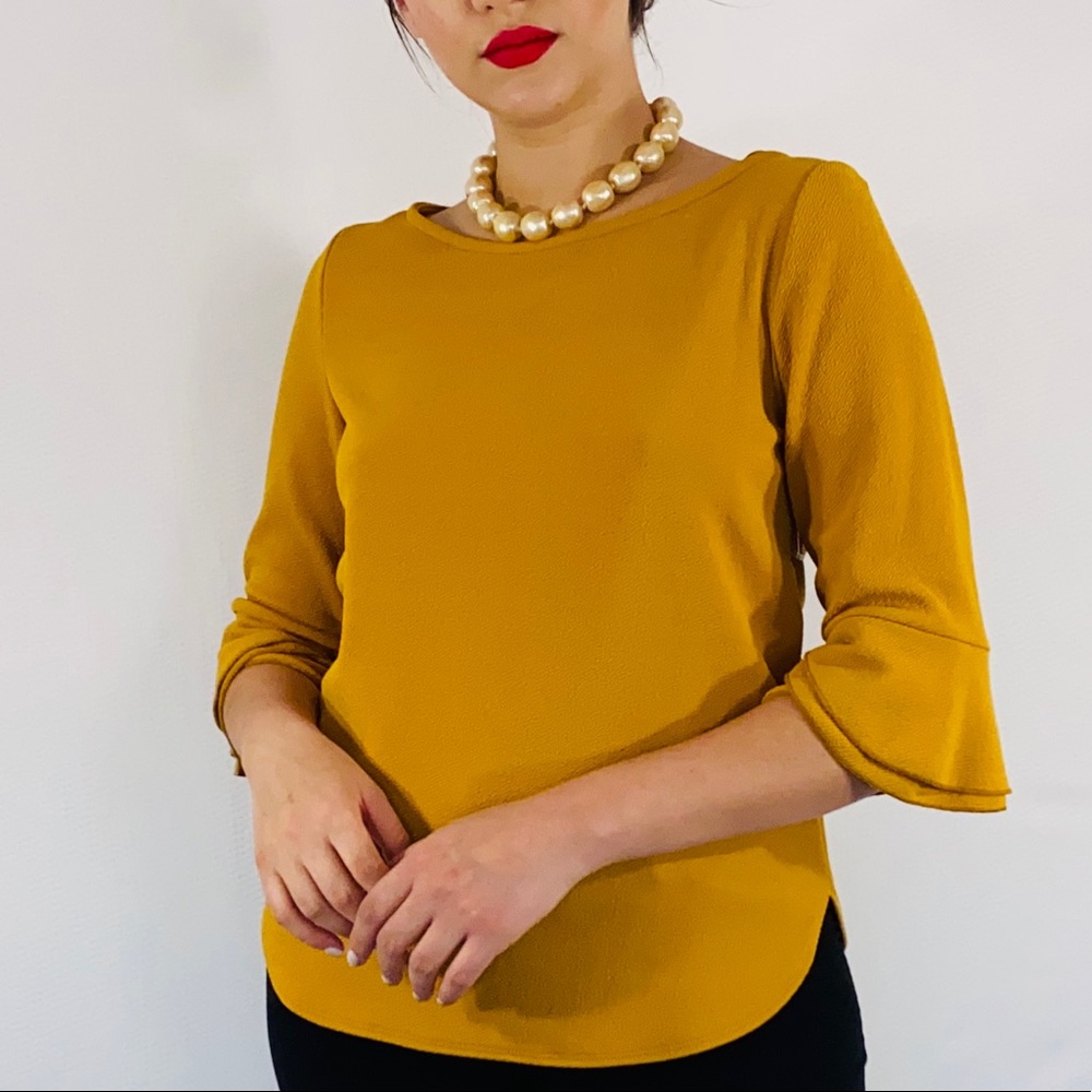 *SOLD ON FACEBOOK*| Medium Sleeve Blouse | GE